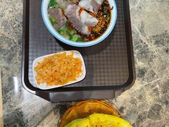 -京穆兰兰州牛肉面·清真(中川机场店)
