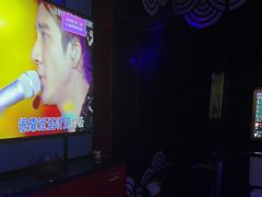 -锦凤凰量贩KTV(劳动南路店)