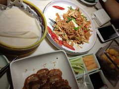 -韵秋荷(宝山龙湖天街店)