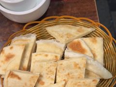 -超越炭火牛蛙火锅鸡(河东店)
