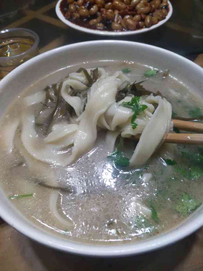 黎记烩面馆-"不好吃 还不如火车站那里的天下第一面."-大众点评移动版