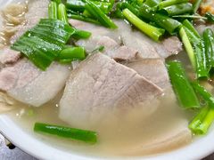 -金卯白肉罩火烧