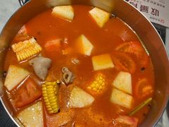 -尚尚仙·酸汤猪手·猪肚鸡火锅(华联万柳购物中心店)