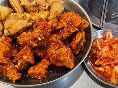 韩式炸鸡-MI WU FACTORY米屋美食工厂餐厅(绿地店)