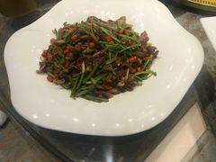 小炒月牙骨-忆厨禾中餐厅