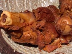 -95号酱骨·一块豆腐(展春园西路店)