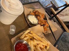 -J Create城市露营咖啡·简餐·宠物(上海动物园店)