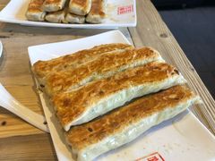 牛肉大葱-左邻右舍褡裢火烧(石榴园店)
