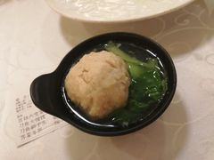 刀鱼狮子头-新镇江酒家(南京西路店)