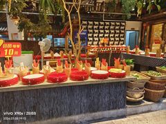 -屋门口呷饭(捞刀河店)