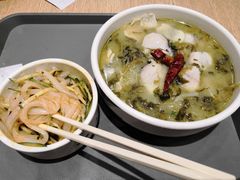 -大食代美食广场(上海中心店)