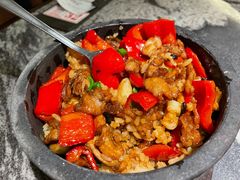 当红小炒肉石锅饭-新白鹿餐厅(松江开元地中海店)