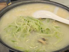 -金沙滩海鲜餐厅·海肠捞饭·手工水饺(梅江龙水园店)