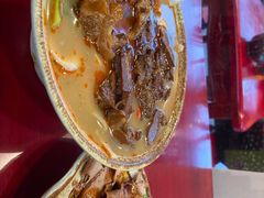 -金杨拉面王小吃面馆·牛三宝面·红烧牛肉粉