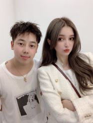 -Rise Hair上升造型