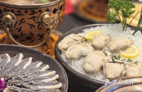 Steamed Oyster in Shell