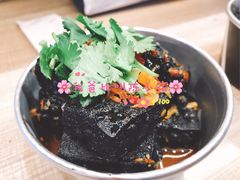 经典臭豆腐-自黑豆夫·臭豆腐夹馍(四海唐人街店)
