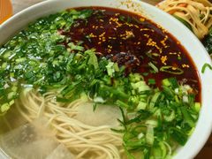 -陇上全荟兰州传统牛肉面(延吉路店)