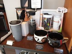 零售区-星巴克臻选(珠海富华里店)
