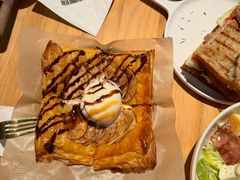 -三勾JJJ Burger&Coffee(梅溪湖店)
