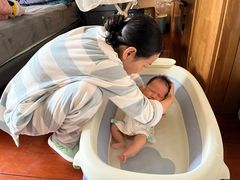 -娜姐娜娜家·月嫂·育儿嫂(嘉妇幼店)