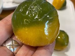 咸蛋黄肉松青团-苏小柳手作点心(控江旭辉分院)