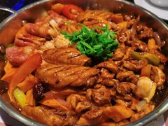 大鸡大利经典锅-和福顺·牛肉海鲜焖锅(汕头金平万达广场店)