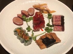鸽蛋酿鹅肝-湖滨28中餐厅·西湖宴·杭州君悦酒店