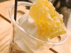 疯狂的蜂蜜冰淇淋-OUR Bakery(三里屯太古里店)