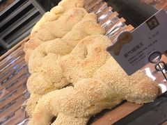 -奈雪的茶(亨特国际广场店)