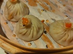蟹粉小笼包-绿波廊(豫园店)