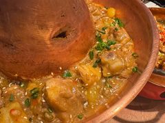 土司铜锅油焖鸡-浩海火燒雲傣家菜(芮欧百货店)