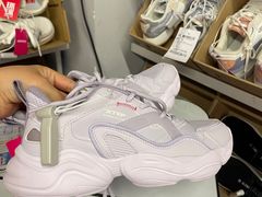 -唯品会(北京国瑞城店)