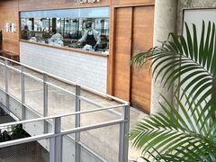 -ROAST coffee & eatery