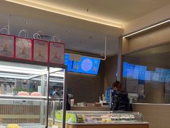 -奈雪的茶(湖滨银泰in77C区PRO店)