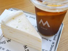 -M Stand(上海人民广场来福士店)
