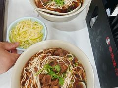 -李先生牛肉面大王(北京站售票厅餐厅)