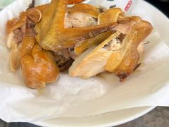 -头上红煨盐鸡·非遗院子餐厅