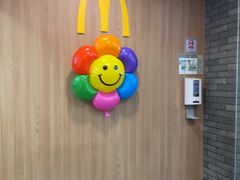 -麦当劳(中山八路店)