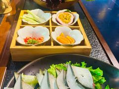 -菌自由丨野生菌火锅特色庭院餐厅(丽江古城店)