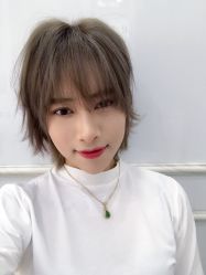 -DL HAIR SALON