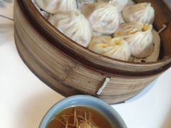 -馋三尺蟹粉小笼(人民广场店)