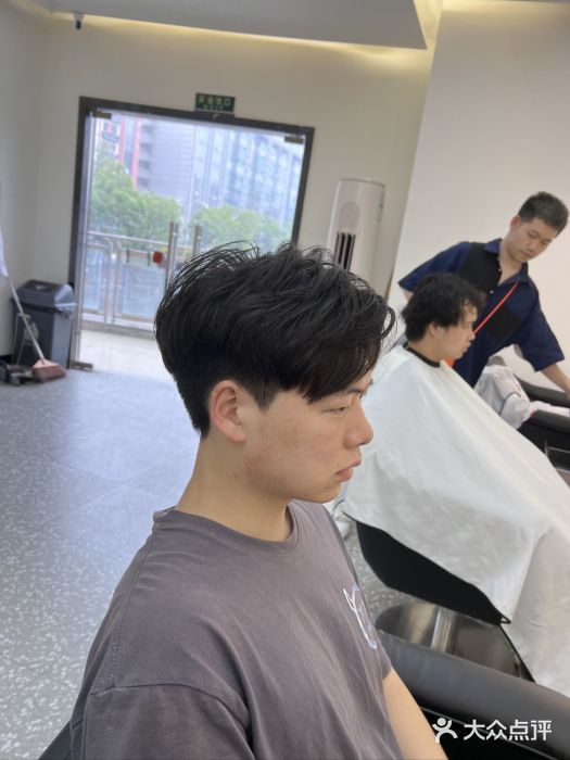 HD HAIR STYLE(城市音乐厅店)图片