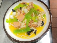 -嫩芽·重庆菜馆(十八梯露台观景店)