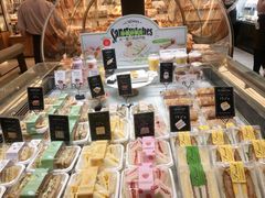 零售区-罗森尼娜(德思勤店)