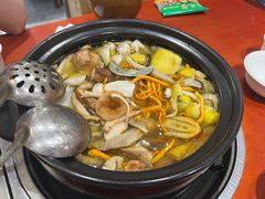 -菌之家·专业纯野生菌火锅·特色炒菌