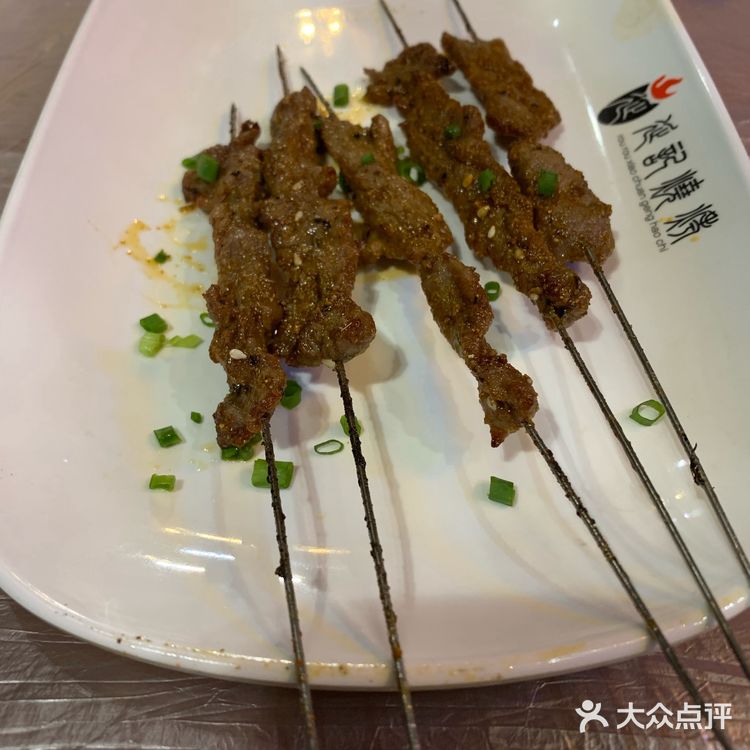烤牛肉，高压锅生蚝，藕片和土豆都不错