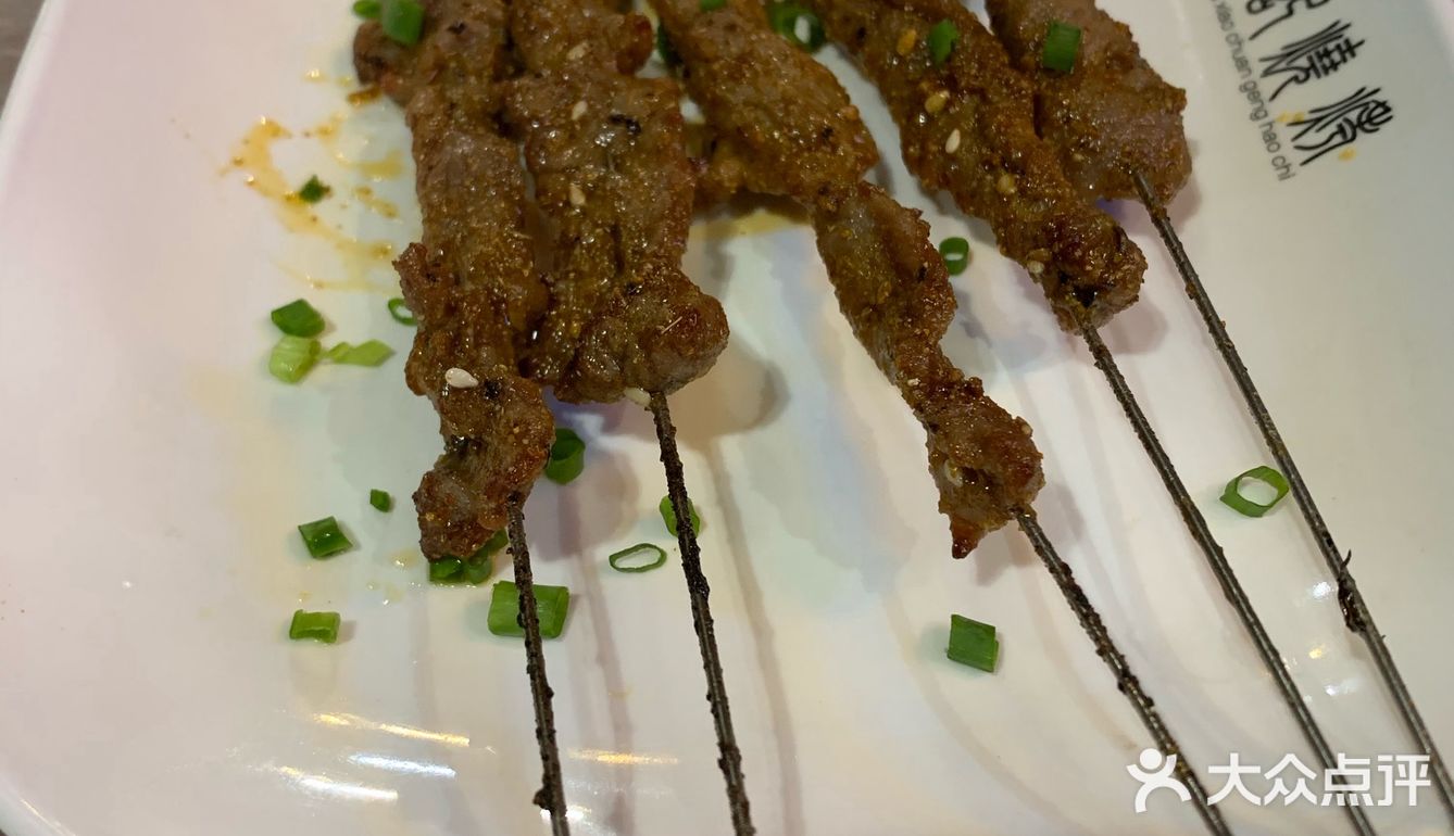 烤牛肉，高压锅生蚝，藕片和土豆都不错