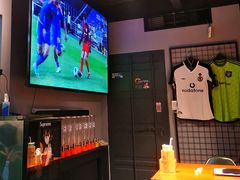 -京狮炙燥·精酿烧烤(首经贸店)