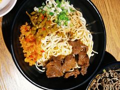 红油牛肉热干面-汪爹爹武汉牛三鲜(朝外大街店)